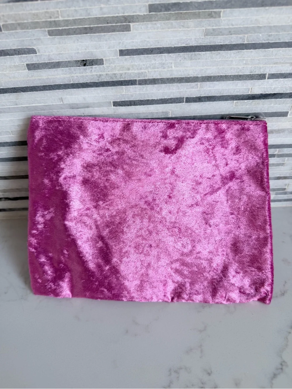 Vintage Velvet Pink Zip Pouch - Stylish Women's pouch